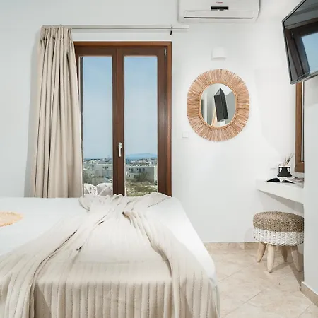 Leanda, Agios Prokopios, By Naxosvibe *